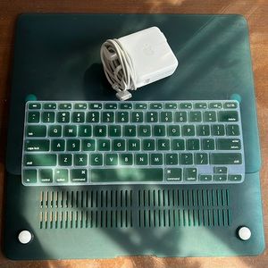 MacBook Air 13” Case and Charger